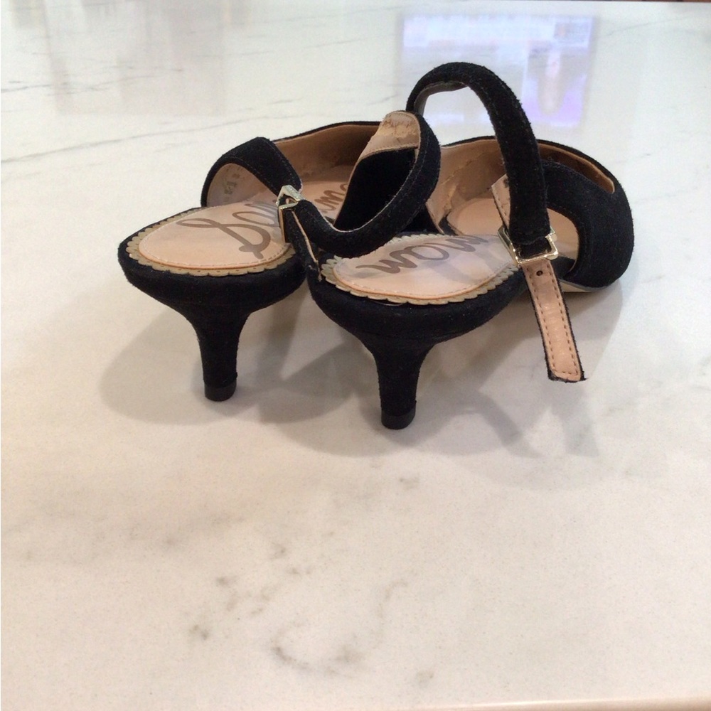 Sam Edelma Ludlow Black Suede Kitten Heel Pointed Toe Pump, Size 6M - Picture 3 of 5